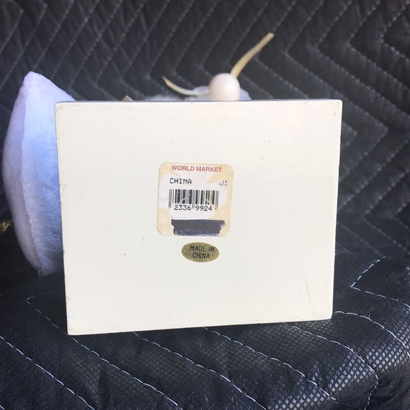 Nutcracker Snowflake Holiday Decor - Picture 7 of 13